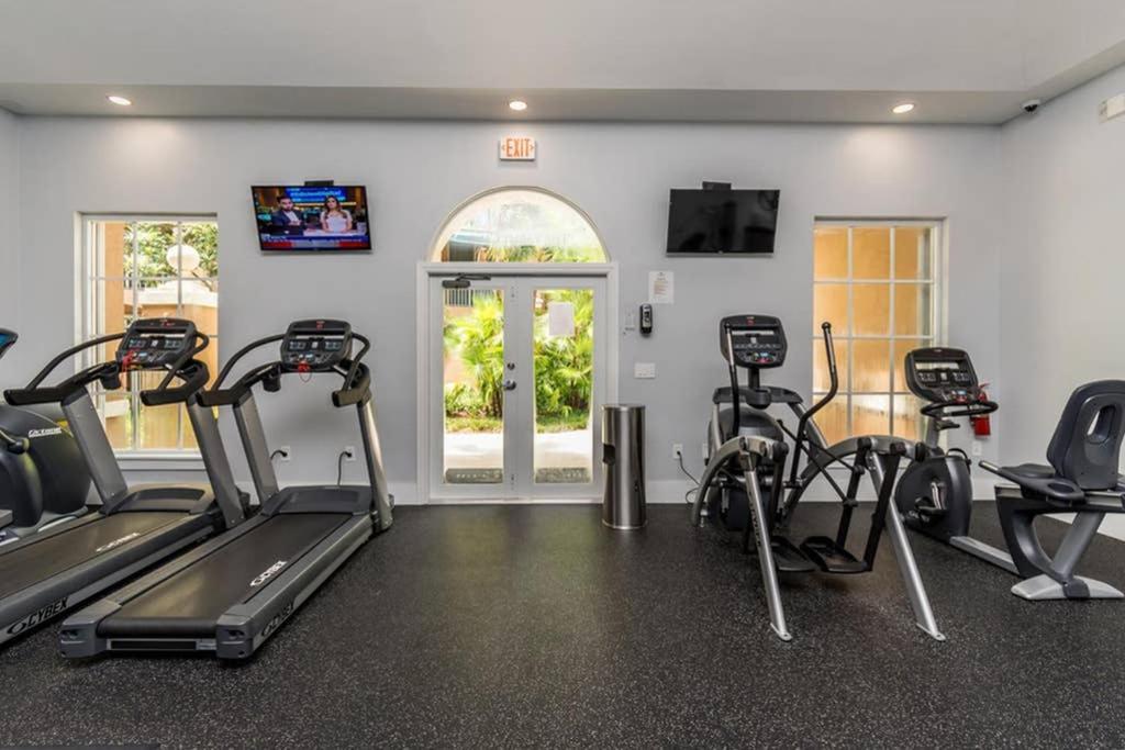 דירות Yacht Club At Aventura 2 Bed 2 Bath Luxurius Cozy Brand New 2020 מראה חיצוני תמונה